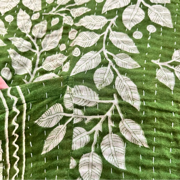 Upcycled Reversible Kantha V Neck Top - Picture 2 of 5